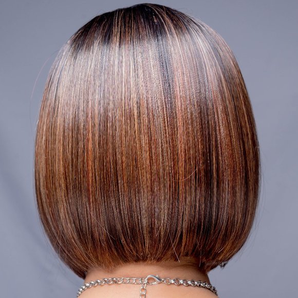 Classy Bob - Picture 7 of 10